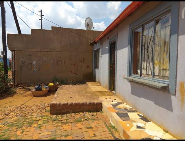 2 BEDROOM HOUSE FOR SALE IN KANANA PARK